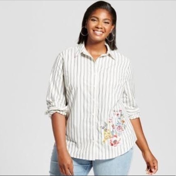 Fresh White Ava /& Viv Sz 1X Long Sleeved Collared Button Down Stretch Shirt